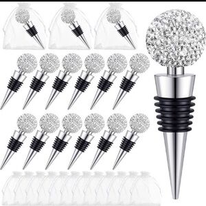 Christmas Crystal Wine Bottle
Stopper Reusable Silicone Beverage Silver 12 piece